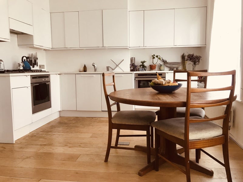 Photo 1: Kitchen/living room 2