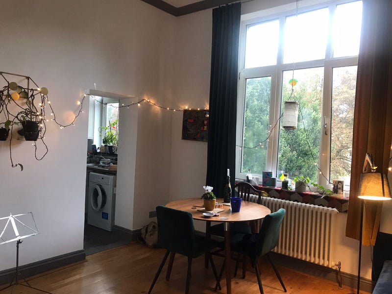 Photo 1: Living room