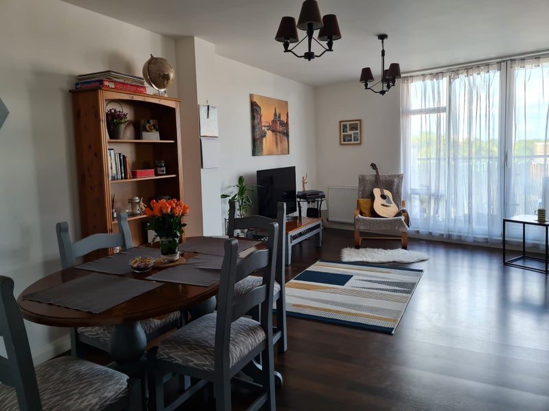 'Double room with en suite for rent in Crawley ' Room to Rent from