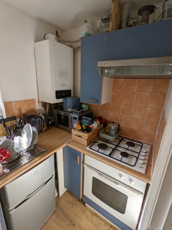 '1 Bed Flat Walthamstow (4 12 Month Sublet)' Room to Rent from SpareRoom