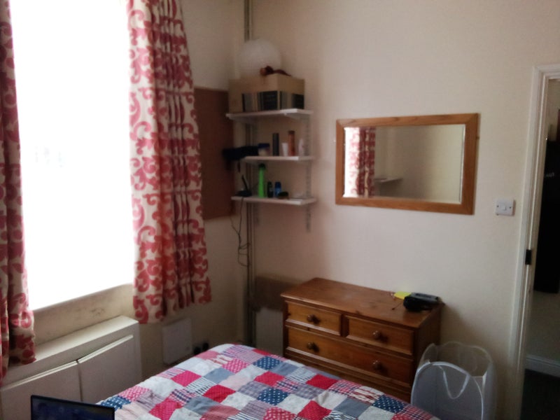 'Available, appeasing, in Room to Rent from SpareRoom