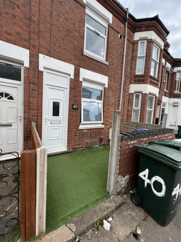 '1 Bedflat In Coventry ' Room to Rent from SpareRoom