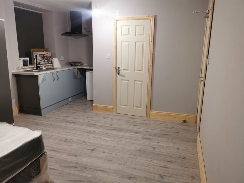 'Studio flat to let' Room to Rent from SpareRoom