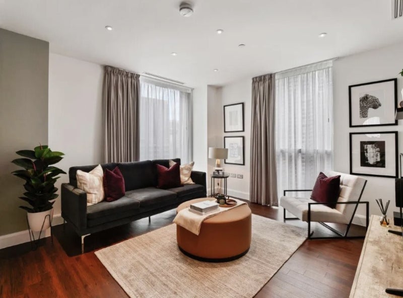 Photo 1: Living - Estate Agent Picture