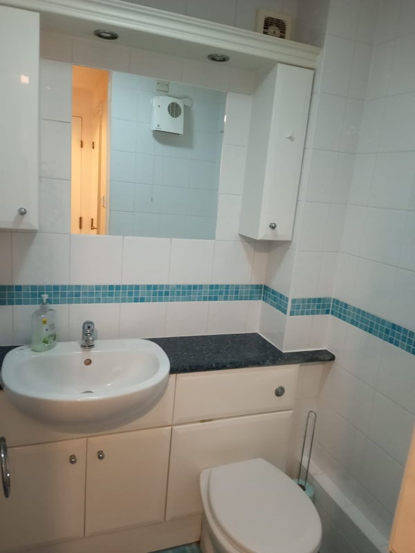 'Studio Flat in Barking' Room to Rent from SpareRoom