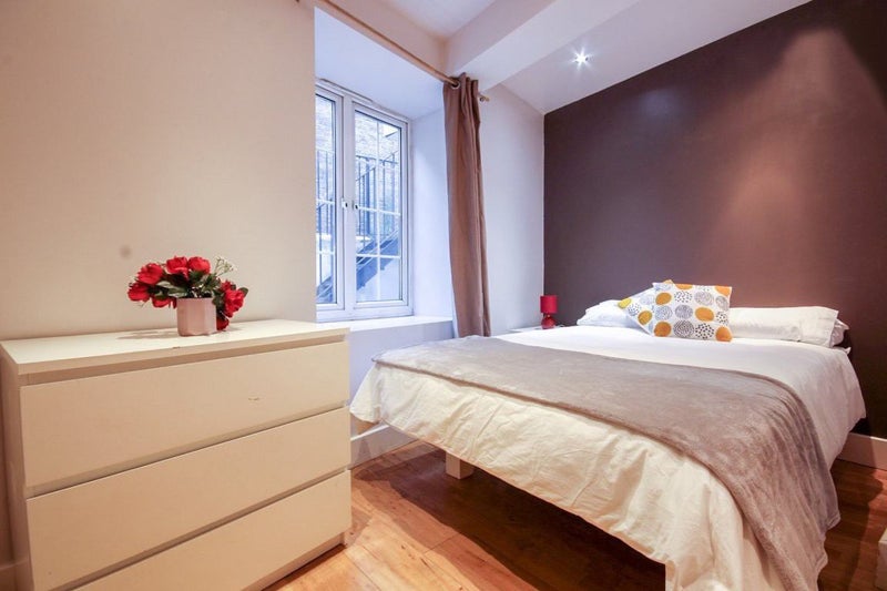 '🔥Stunning Euston Double Room for Single Use' Room to Rent from SpareRoom