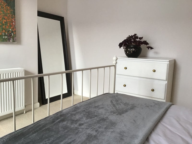 'Double room in kings heath in female house' Room to Rent from SpareRoom