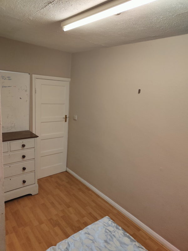 'Double room for rent in New Malden ' Room to Rent from SpareRoom