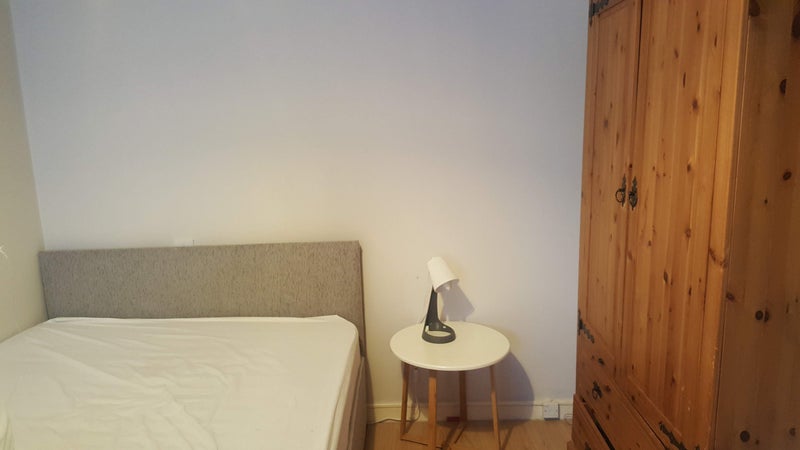 Photo 1: Bedroom