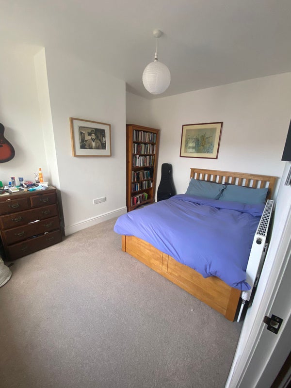 'Large furnished double room in St Room to Rent from SpareRoom