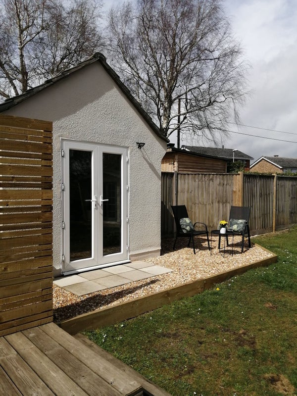 Photo 2: Outside view