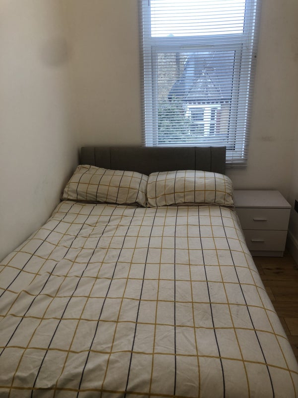 'Cosy Room Available in Wimbledon ' Room to Rent from SpareRoom