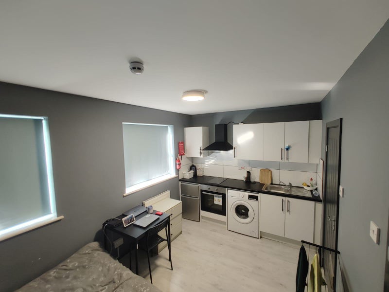 'Studio All Bills Included ' Room to Rent from SpareRoom