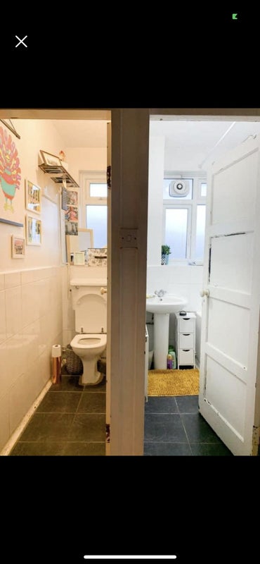 Photo 6: Bathroom