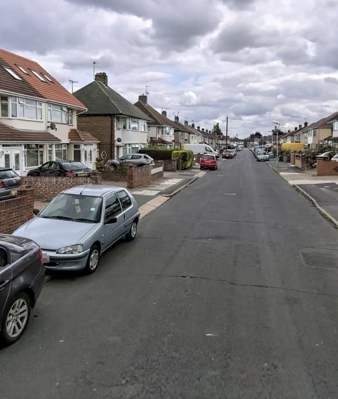 'Double Room Address Spencer Avenue, Hayes UB4' Room to Rent from