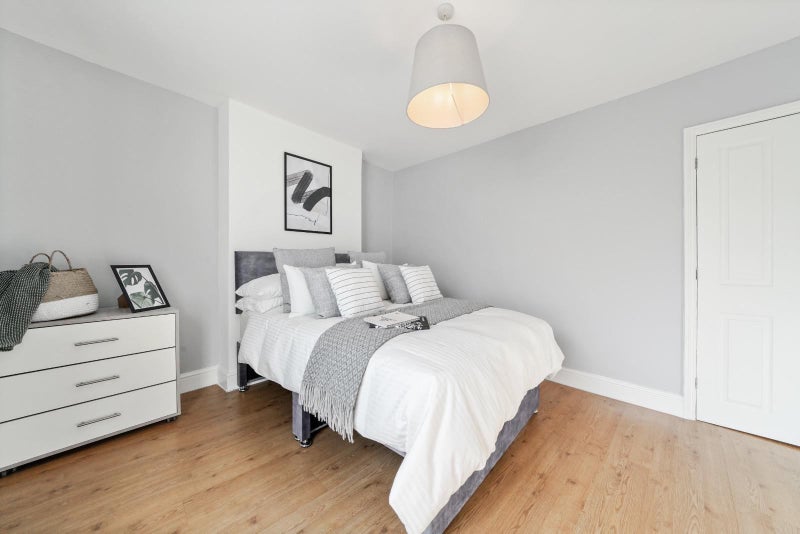 'Amazing Double room Ealing Broadway' Room to Rent from SpareRoom