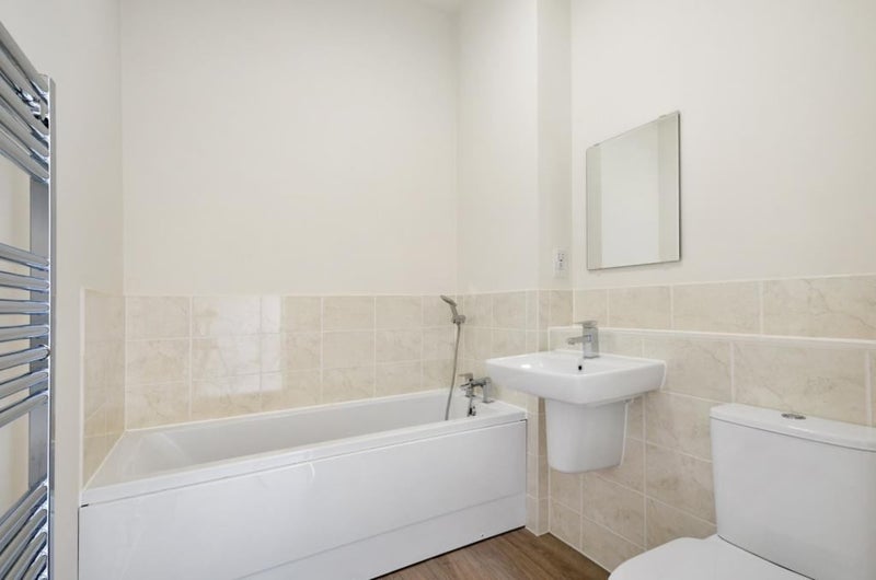 Photo 1: shared bathroom