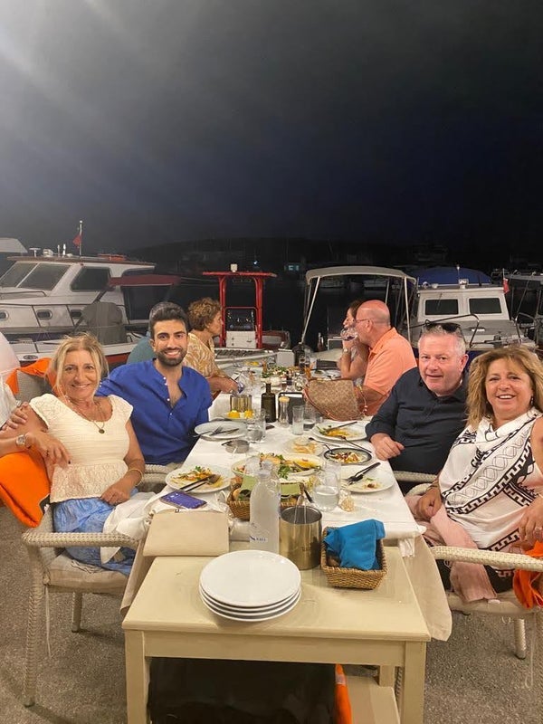 Photo 1: What can I say, I really like this restaurant 😅