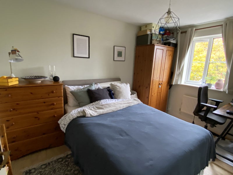 Photo 1: Room 1