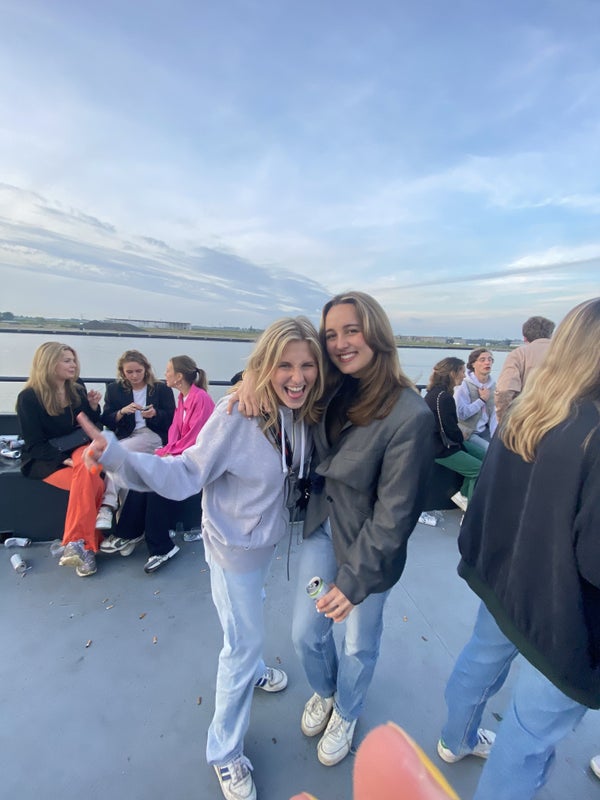 'Student 23 looking for roommates in London' Flatmate from SpareRoom