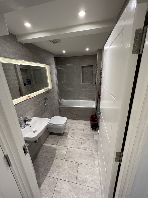 Photo 1: Your own bathroom 