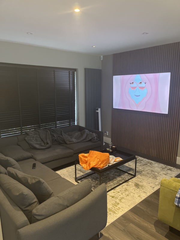 Photo 1: Shared living area