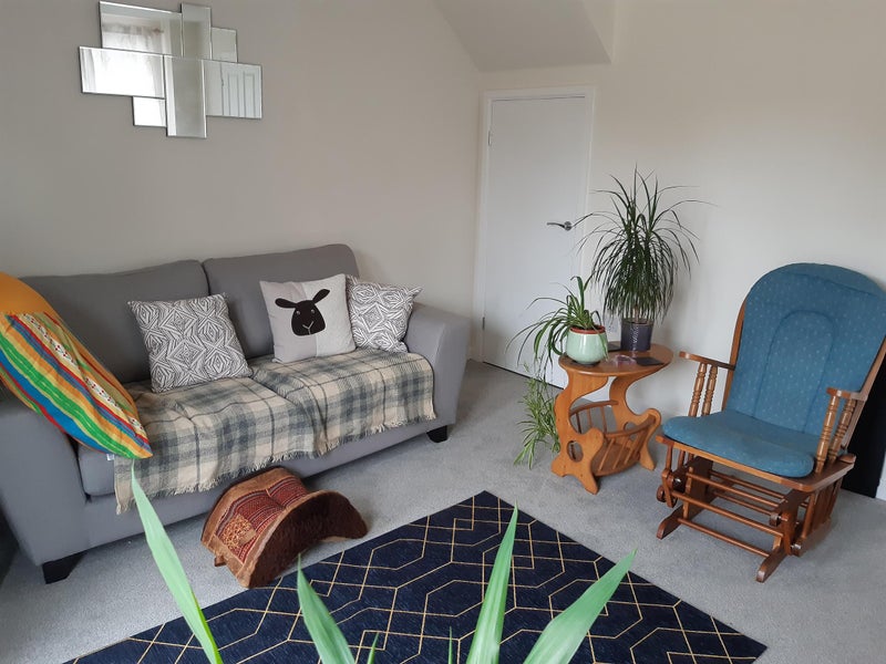 'Homeshare excellent student room in Seacroft ' Room to Rent from