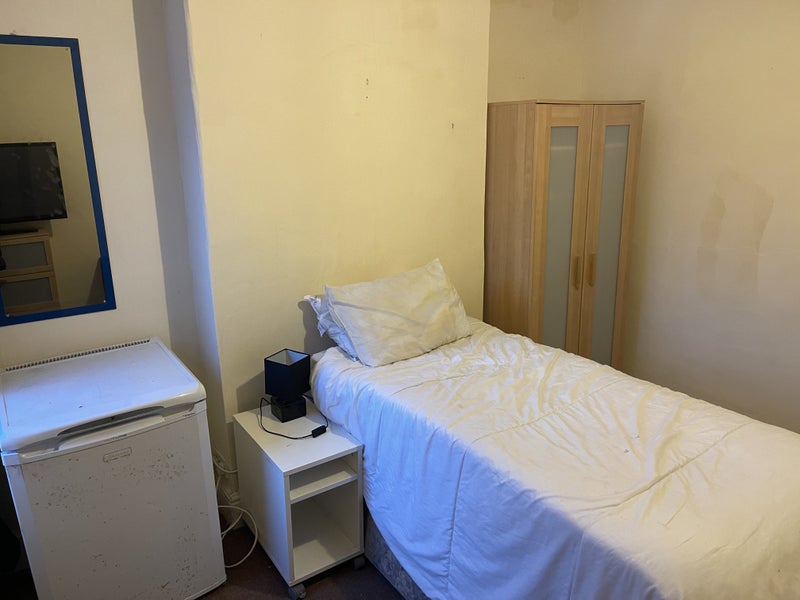 'Room To Let Porthcawl Seafront' Room to Rent from SpareRoom