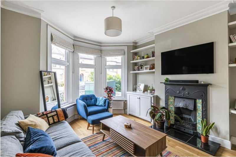 'Lovely 2 Bed Ground Floor Flat w/Garden in Balham' Room to Rent from SpareRoom
