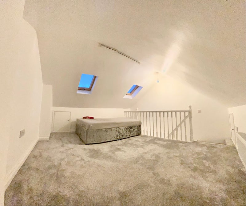 Photo 1: Loft room