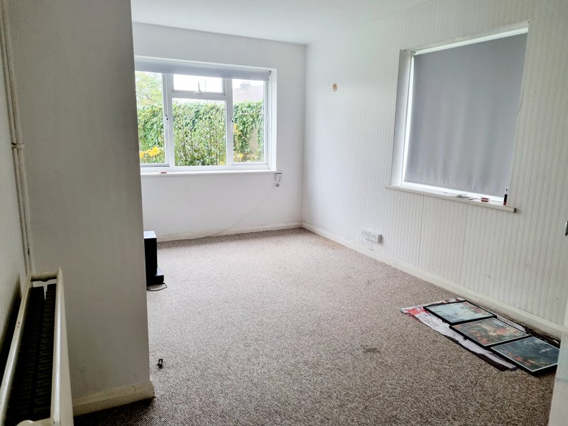 'Single Room to Rent Near Fishersgate Train Station' Room to Rent from