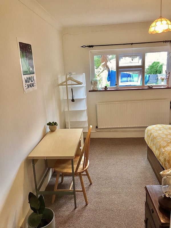 '1 Bed Ground Floor Flat With Large Private Garden' Room to Rent from