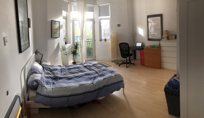 Photo 1: The room/en suite
