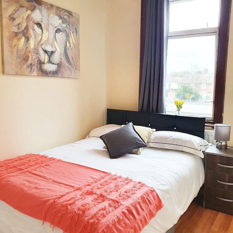'5 Double Rooms Available in Southall' Room to Rent from SpareRoom