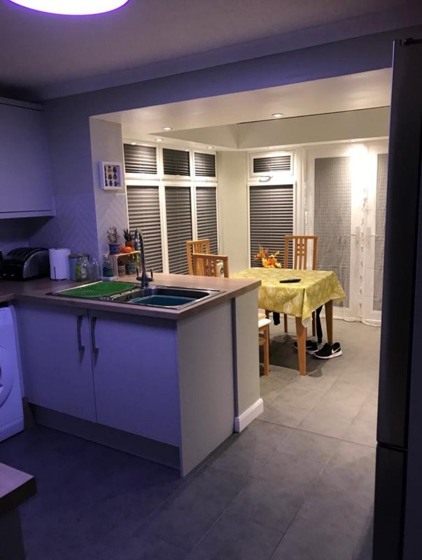 'Double room for rent in Horsham ' Room to Rent from SpareRoom