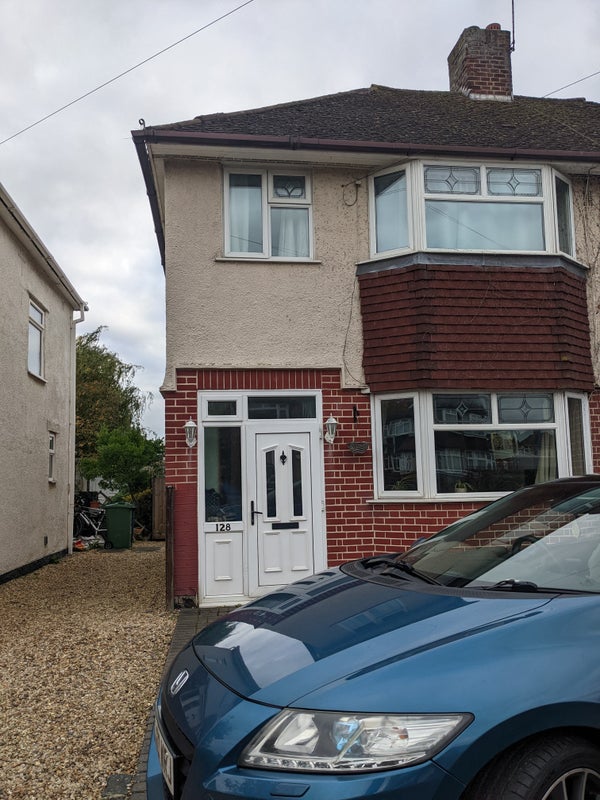 'Double room in spacious house, Littlemore' Room to Rent from SpareRoom