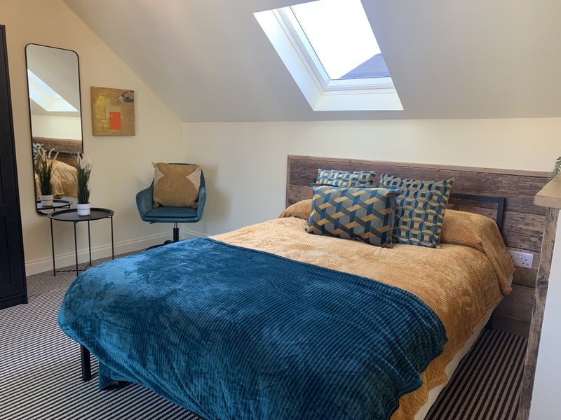 Photo 1: Bedroom 6- Harwell