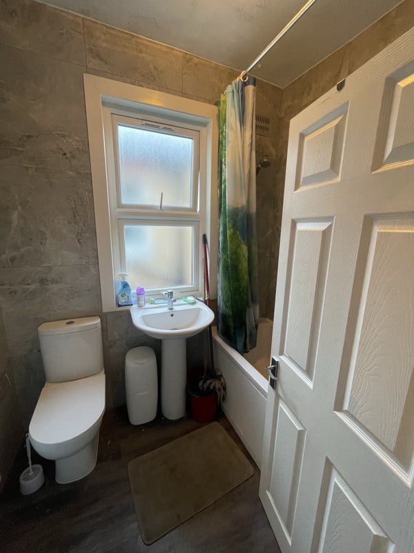 'Massive 5bedroom house Bounds Green ' Room to Rent from SpareRoom