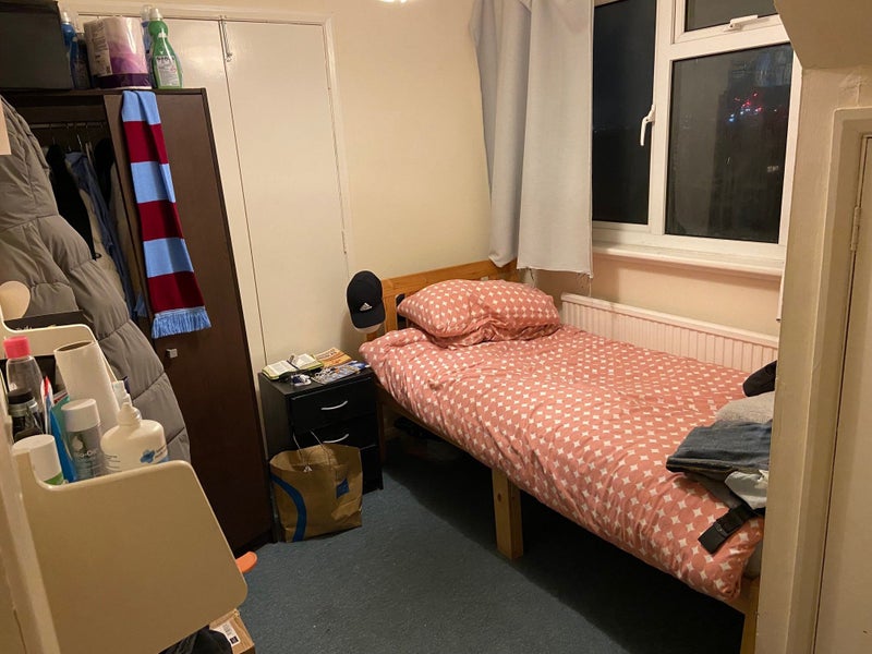 'Room near Northwick Park Hospital' Room to Rent from SpareRoom