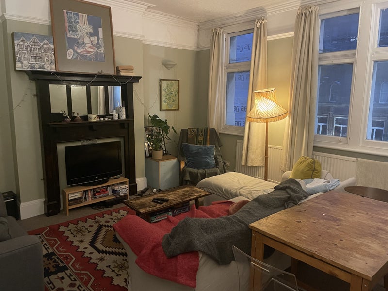 'Amazing Cheap Double Room In Shared Flat East Ham ' Room to Rent from