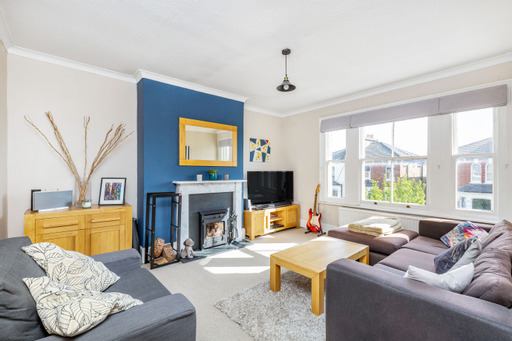 Photo 1: Living room