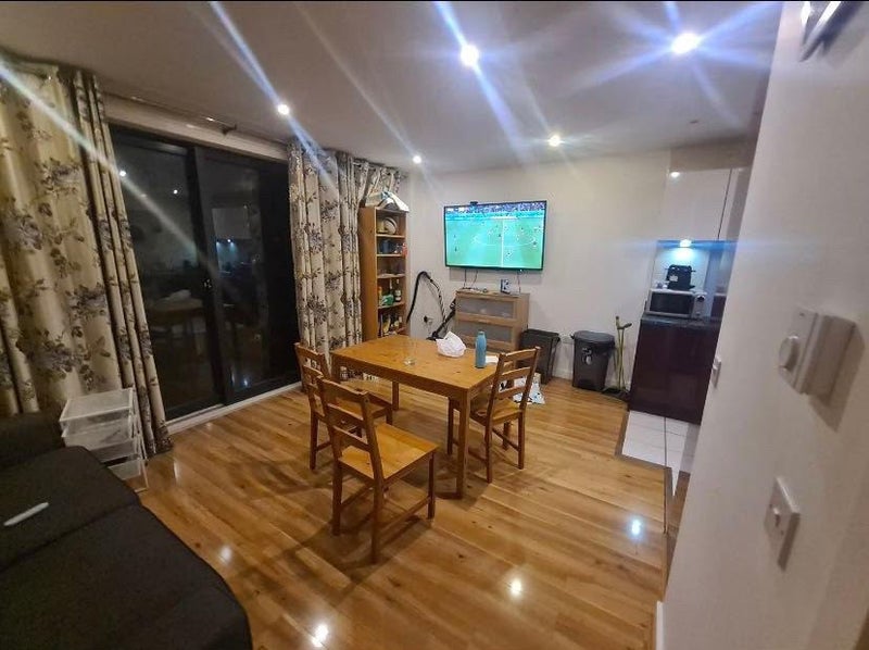 '2 Double Bedroom Apartment At Harbourside To Rent' Room to Rent from