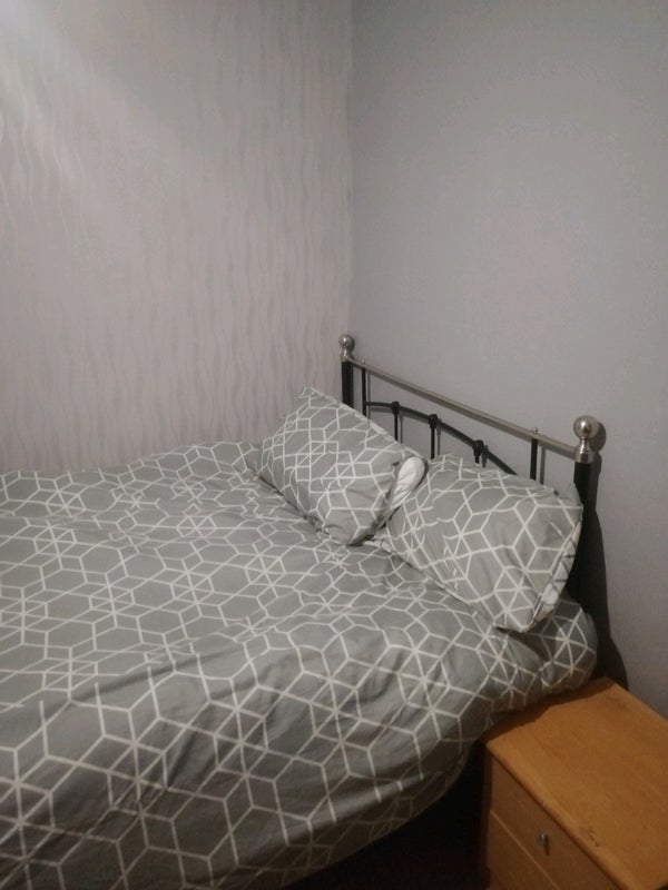'Corby Double Room to Let from £85 per wk ' Room to Rent from SpareRoom