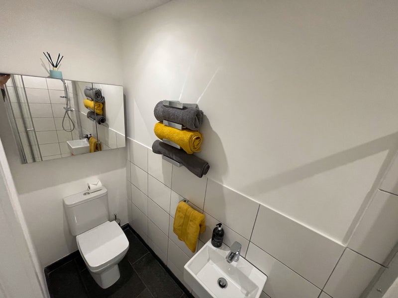 'Detatched 2 Bed Bunglow Ensuites ' Room to Rent from SpareRoom