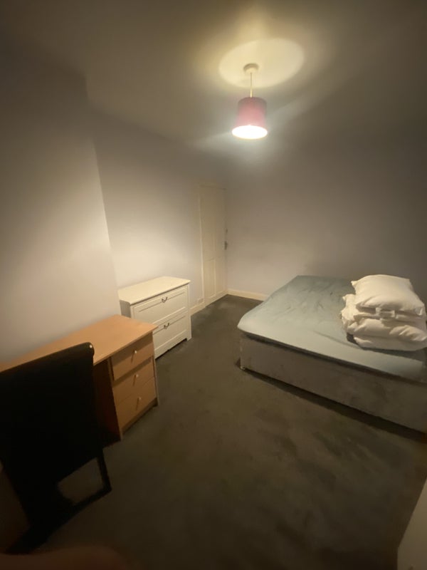 'Bedrooms available in shared house all bills inclu' Room to Rent from