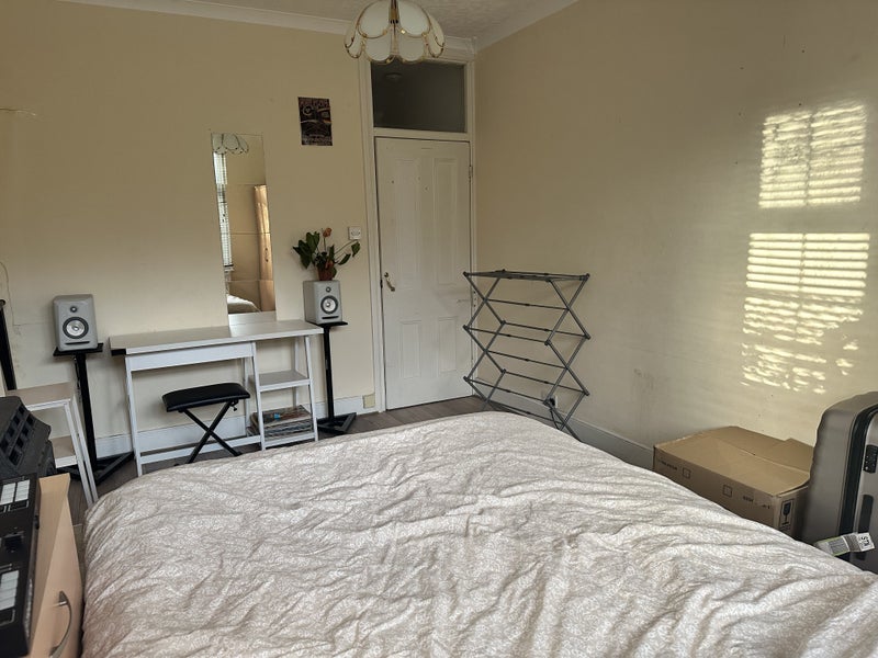 'Room For Rent In Harrow ' Room to Rent from SpareRoom