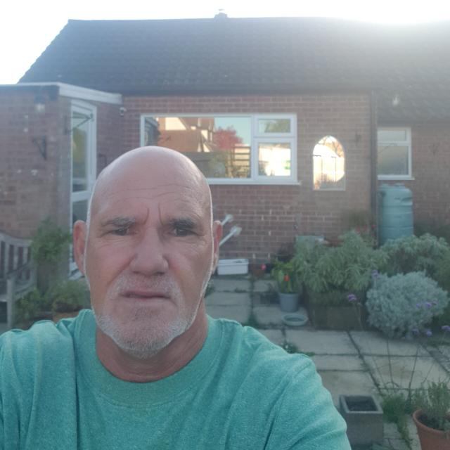 Photo 1: Looking for a new start 