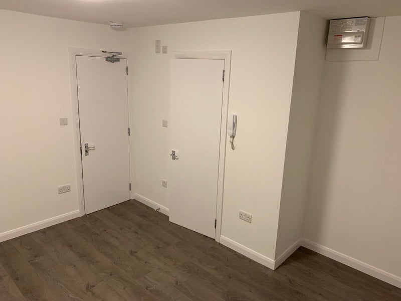 All Inclusive Studio Apartments Available**' Room to Rent from SpareRoom