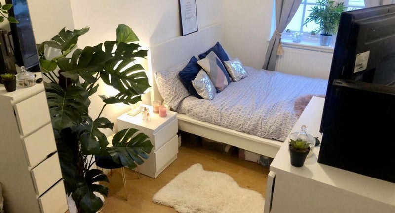 Photo 1: Your bedroom