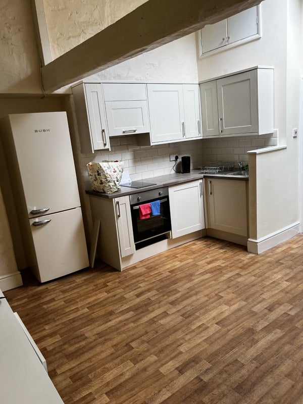 'Studio Apartment Central Ambleside' Room to Rent from SpareRoom